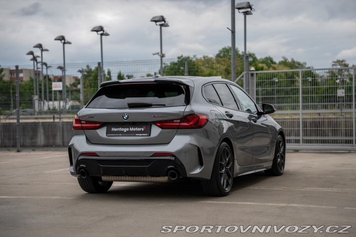 BMW 1 M135i xDrive Performance 2022