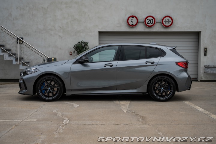 BMW 1 M135i xDrive Performance 2022
