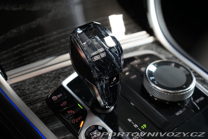 BMW 8 840xd GC Nez.Top Laser Pa 2021
