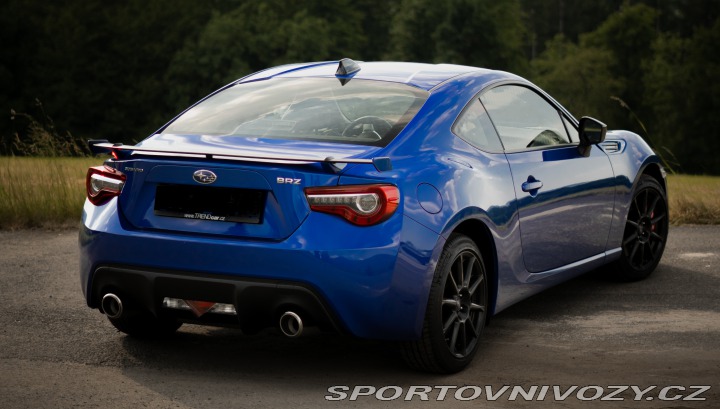 Subaru BRZ FE, raritní stav + STI 2021