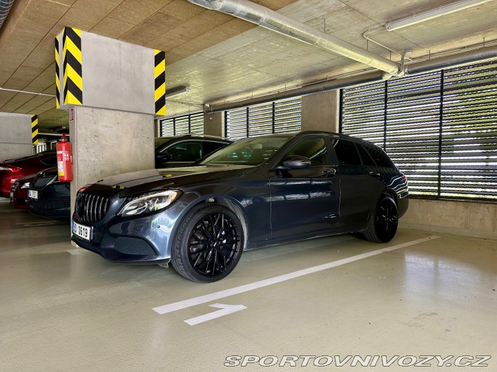 Mercedes-Benz C S205 2016