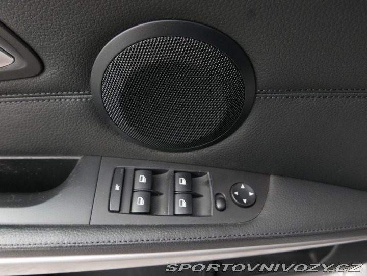 BMW 3 325i 160kW Automat REZERV 2007