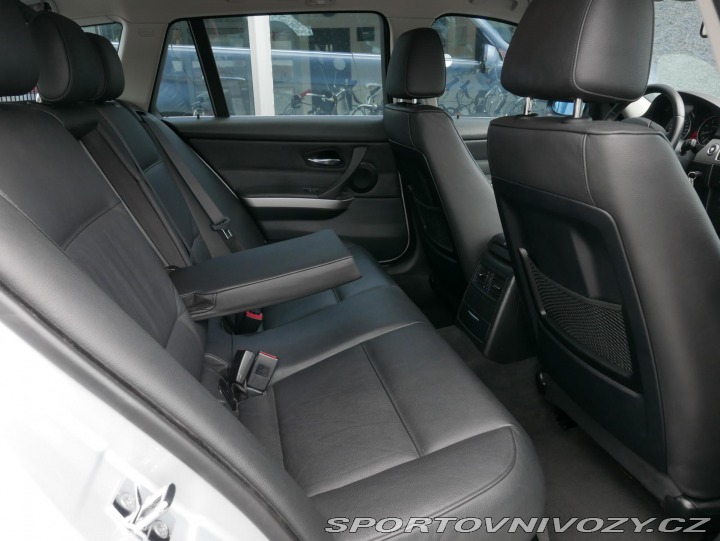 BMW 3 325i 160kW Automat REZERV 2007