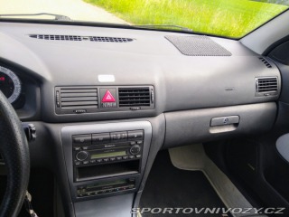 Škoda Octavia RS 2002