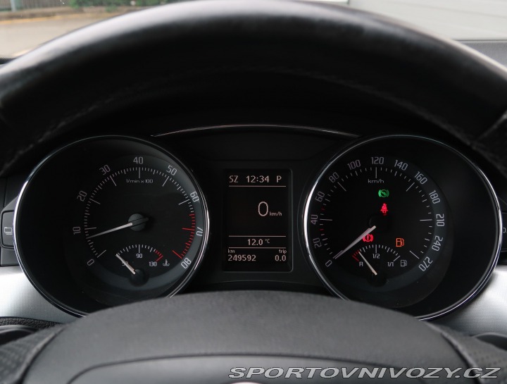 Škoda Superb Elegance 3.6 FSI V6 2010