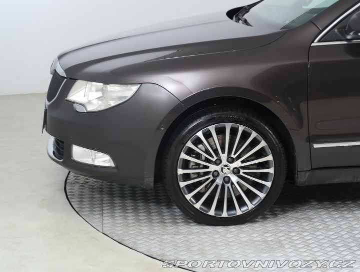 Škoda Superb Elegance 3.6 FSI V6 2010