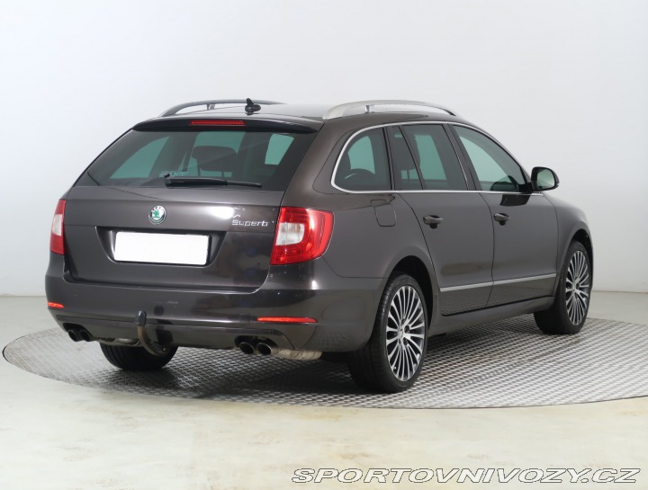 Škoda Superb Elegance 3.6 FSI V6 2010