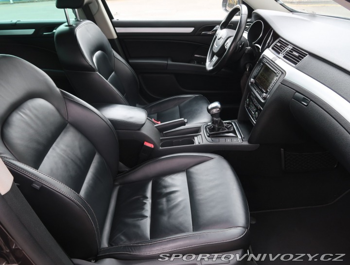 Škoda Superb Elegance 3.6 FSI V6 2010