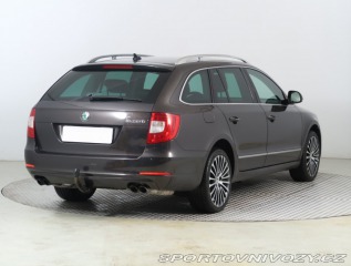 Škoda Superb Elegance 3.6 FSI V6 2010