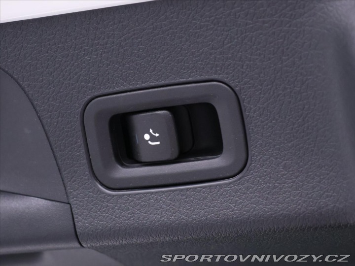 Mercedes-Benz CLA 1,3 i 118 kW 250 E-Hybrid 2022