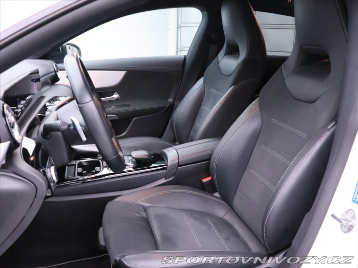 Mercedes-Benz CLA 1,3 i 118 kW 250 E-Hybrid 2022
