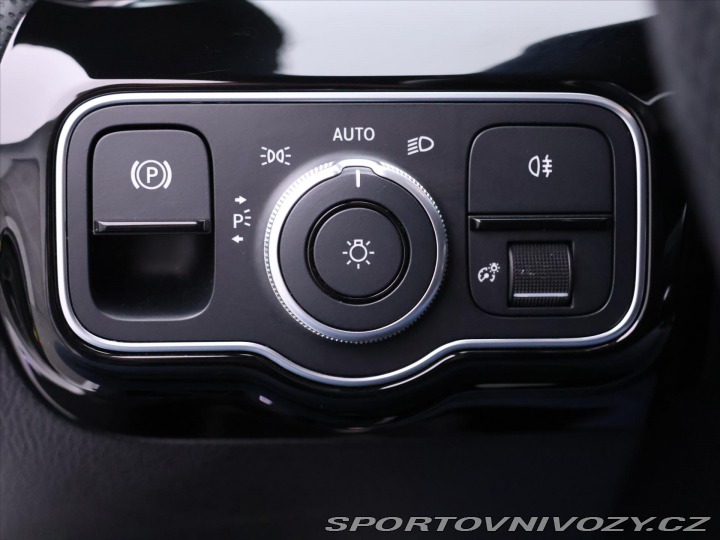 Mercedes-Benz CLA 1,3 i 118 kW 250 E-Hybrid 2022