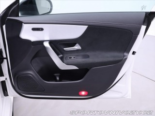 Mercedes-Benz CLA 1,3 i 118 kW 250 E-Hybrid 2022