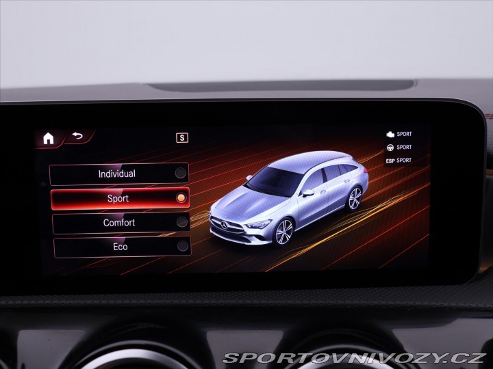 Mercedes-Benz CLA 1,3 180 AMG line Panorama 2020