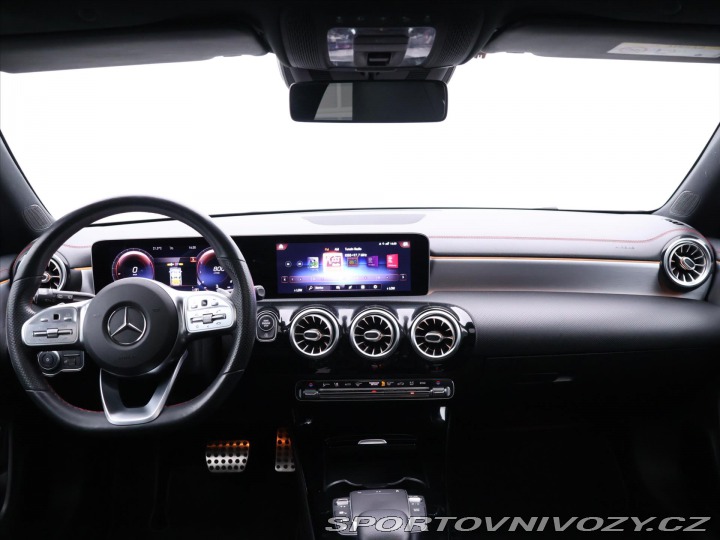 Mercedes-Benz CLA 1,3 180 AMG line Panorama 2020