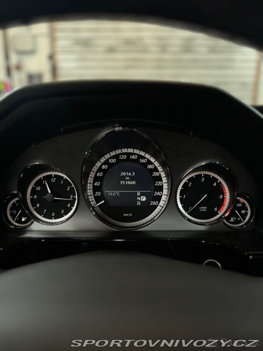 Mercedes-Benz E 3,0 E350 (W212) avangar 2010