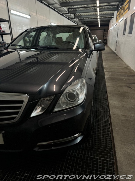Mercedes-Benz E 3,0 E350 (W212) avangar 2010