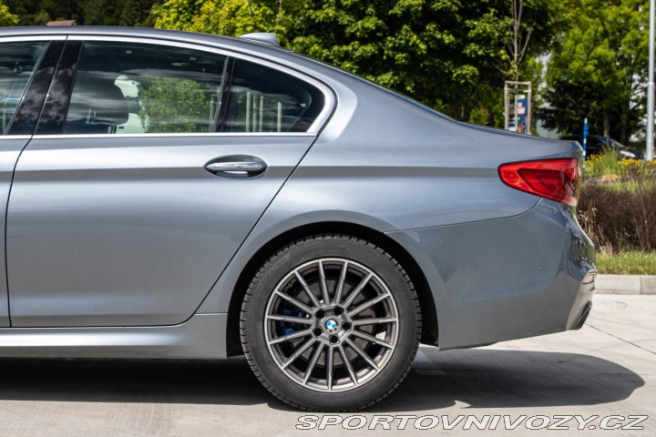 BMW 5 540i xDrive A/T 2017