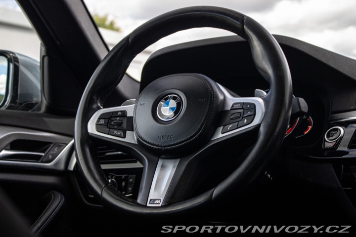 BMW 5 540i xDrive A/T 2017
