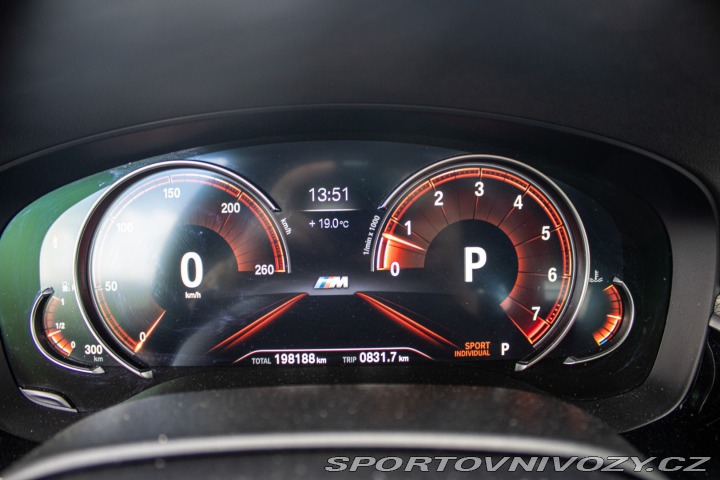 BMW 5 540i xDrive A/T 2017