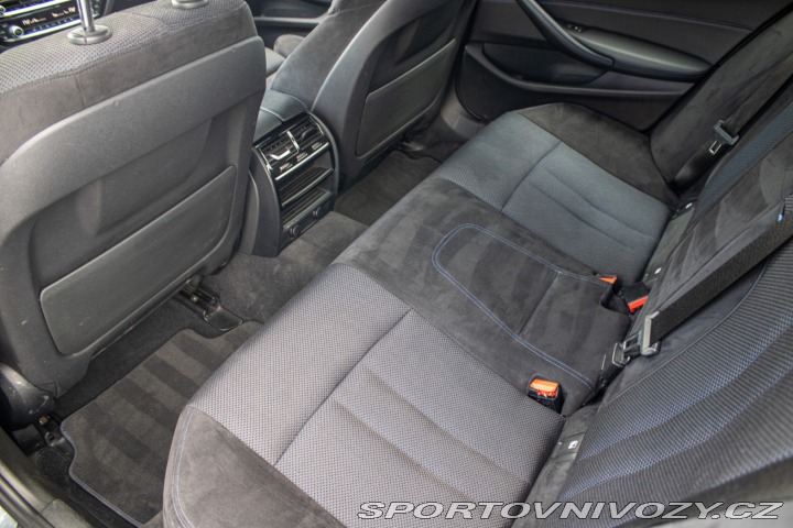 BMW 5 540i xDrive A/T 2017