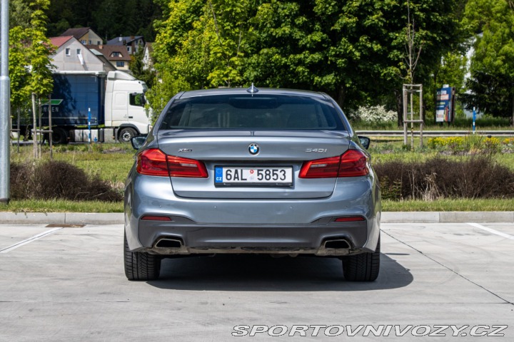 BMW 5 540i xDrive A/T 2017