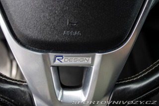Volvo V40 D4 2.0L Drive-E Momentum 2014
