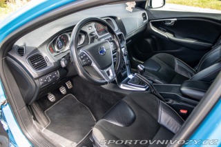 Volvo V40 D4 2.0L Drive-E Momentum 2014