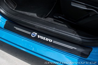 Volvo V40 D4 2.0L Drive-E Momentum 2014