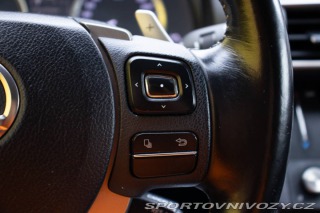 Lexus RC 300h Luxury 2016