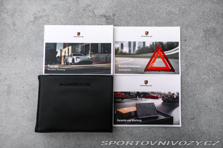 Porsche Taycan 4S Cross Turismo, cherry 1800