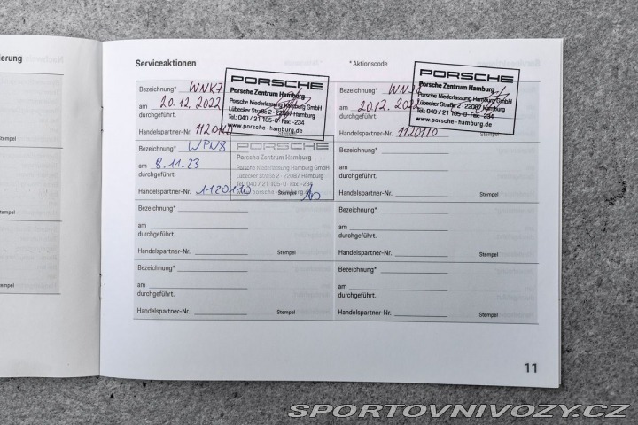 Porsche Taycan 4S Cross Turismo, cherry 1800