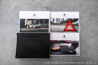 Porsche Taycan 4S Cross Turismo, cherry 2021