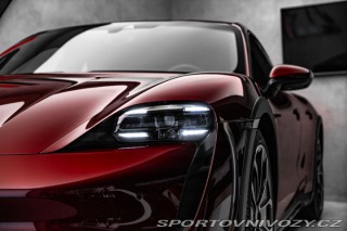 Porsche Taycan 4S Cross Turismo, cherry 2021