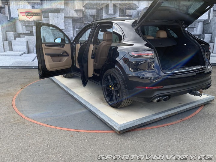 Porsche Cayenne 3.0i, 250KW, VZDUCH 2019