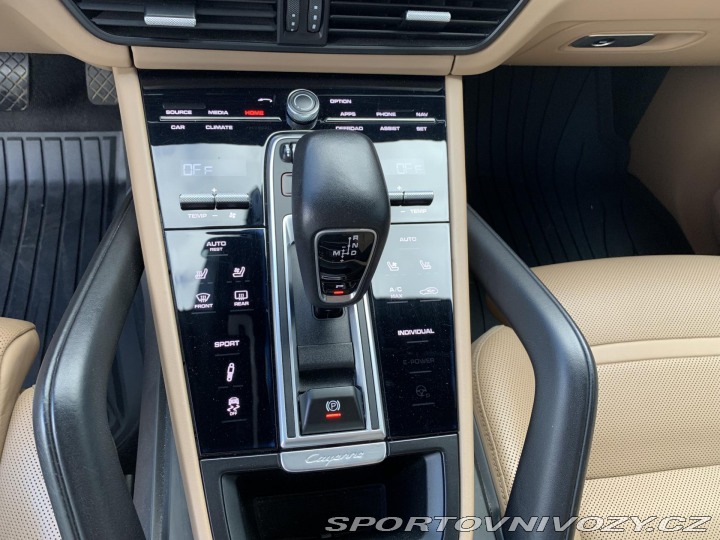Porsche Cayenne 3.0i, 250KW, VZDUCH 2019