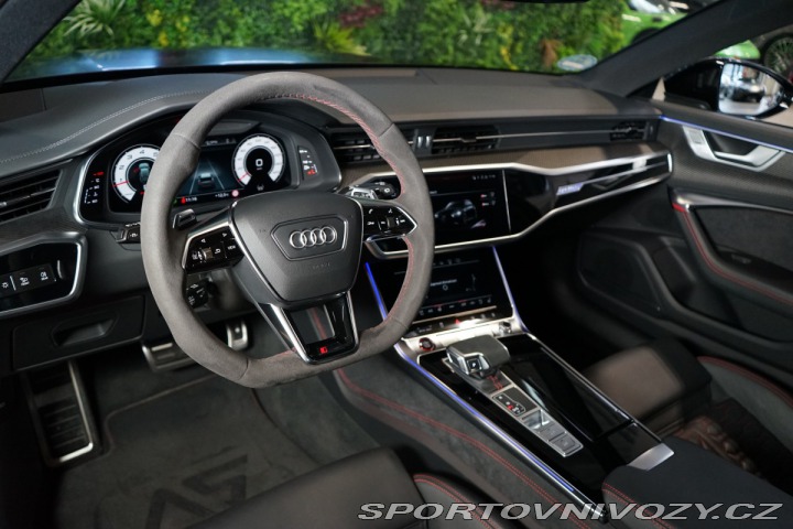 Audi RS6 PERFORMANCE*CERAMIC*ZÁRUK 2024