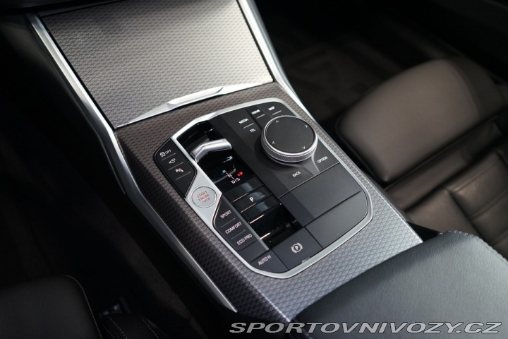 BMW 3 HUD*360*TAŽ.*H/K*PANO*ZÁR 2024