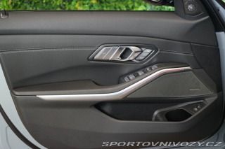 BMW 3 HUD*360*TAŽ.*H/K*PANO*ZÁR 2024