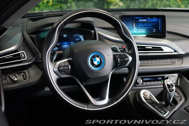 BMW i8 1.5i EDrive LED HUD Camer 2018