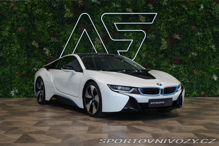 BMW i8 1.5i EDrive LED HUD Camer 2018