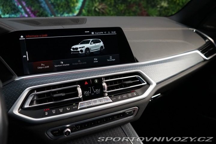 BMW X5 M50i*390kW*H/K*TAŽNÉ*ZÁRU 2021