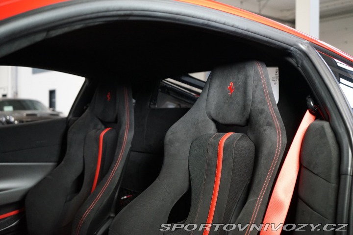 Ferrari 488 PISTA*LIFT*CARBON*NAVI*ZÁ 2020