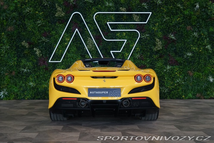 Ferrari F8 530kW*LIFT*LED*ACC*PAS-DI 2023