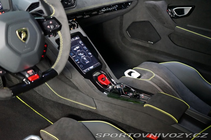 Lamborghini Huracán STERRATO*5.2l V10*Ad-Pers 2024