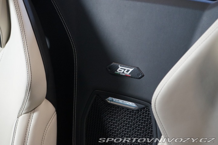 Lamborghini Huracán EVO SPYDER AWD*LIFT*ZÁRUK 2023