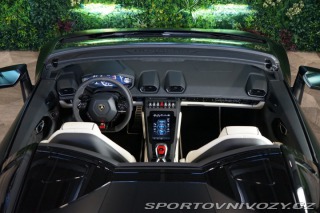 Lamborghini Huracán EVO SPYDER AWD*LIFT*ZÁRUK 2023