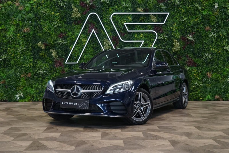 Mercedes-Benz C 300*4MATIC*AMG*LED*CARPLA