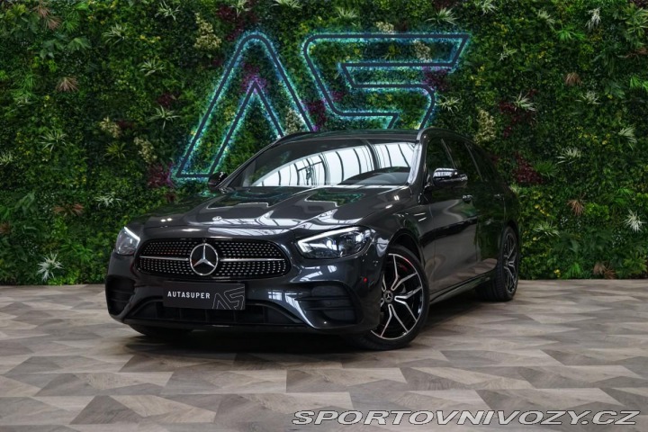 Mercedes-Benz E 220d*4M*AMG*LED*DISTRONIC 2020