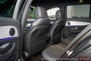 Mercedes-Benz E 220d*4M*AMG*LED*DISTRONIC 2020